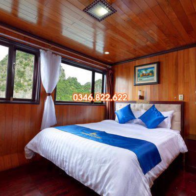 Tấm trang trí gấm màu xanh