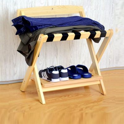 Giá để hành lí gỗ