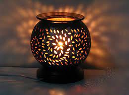 Đền xông tinh dầu gốm sứ Bát Tràng khắc hoạ tiết