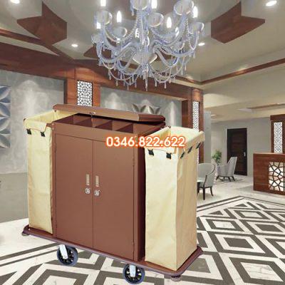Xe đẩy dọn phòng khách sạn có cánh cửa