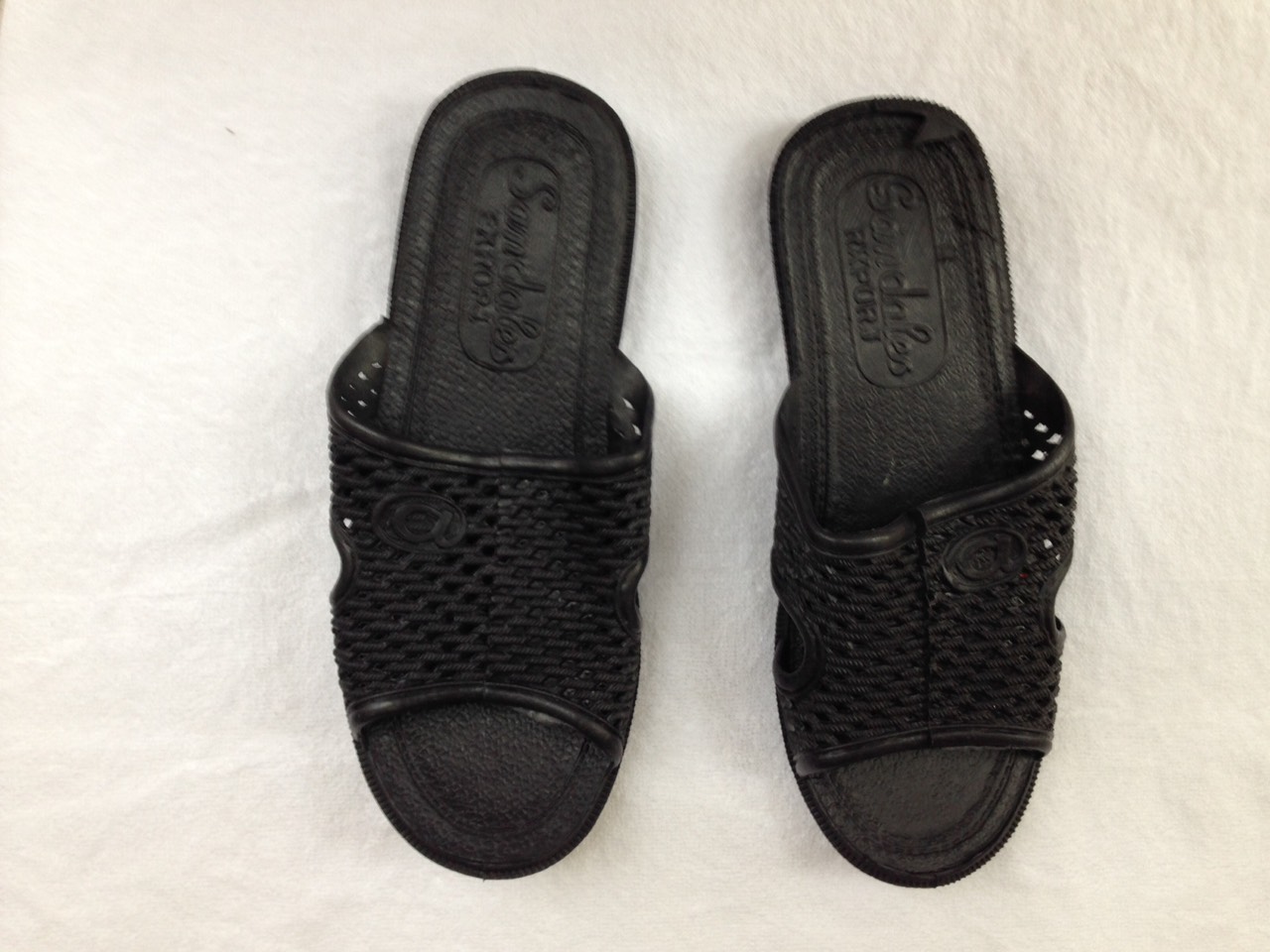 Dép tổ ong đen Dép tổ ong đen